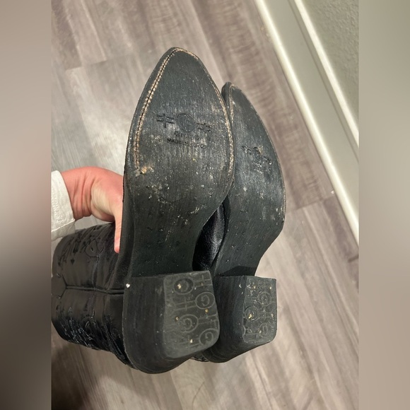 Circle G by Women's Black Filigree Embroidery Cowboy Snip Toe Boots size 8 - Picture 7 of 13